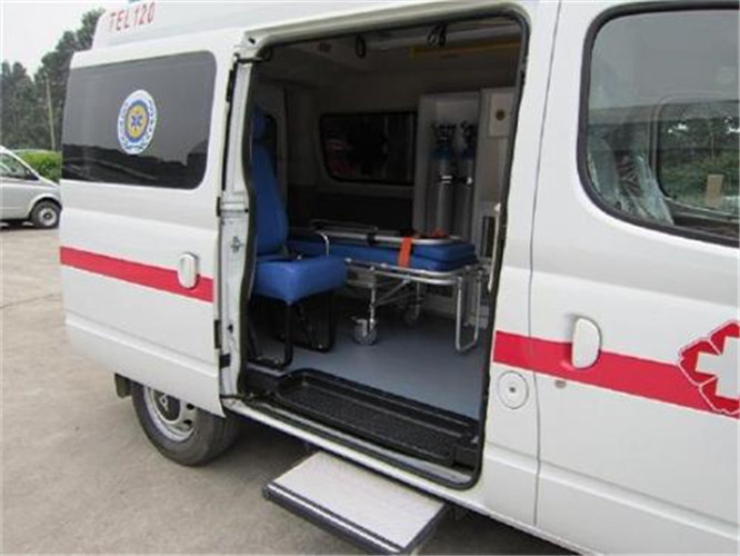 黑山救护车出租服务案例7